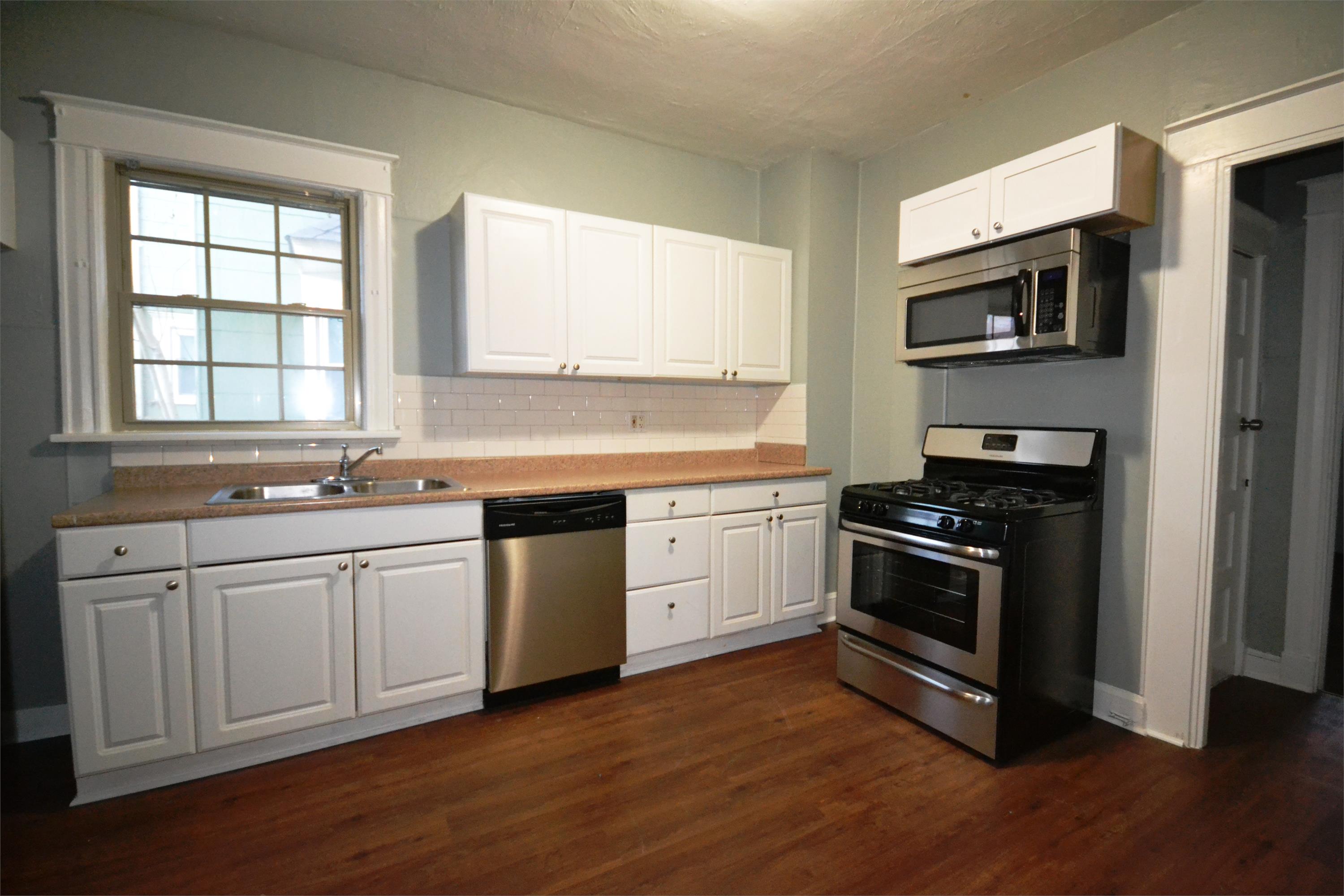 3714 Walnut St - 1