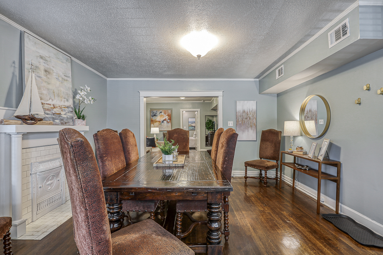 3402 Gillham Rd - 1S